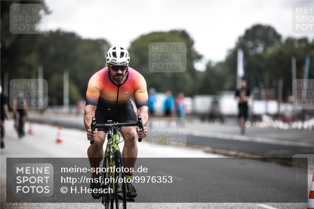 16.08.2026 - KN Förde Triathlon 2026 H.Heesch http://msf.ph/oto/9976353 16.08.2026 11:17:26 Radfahren 322, 345, 349, 371, 432, 804 meine-sportfotos.de