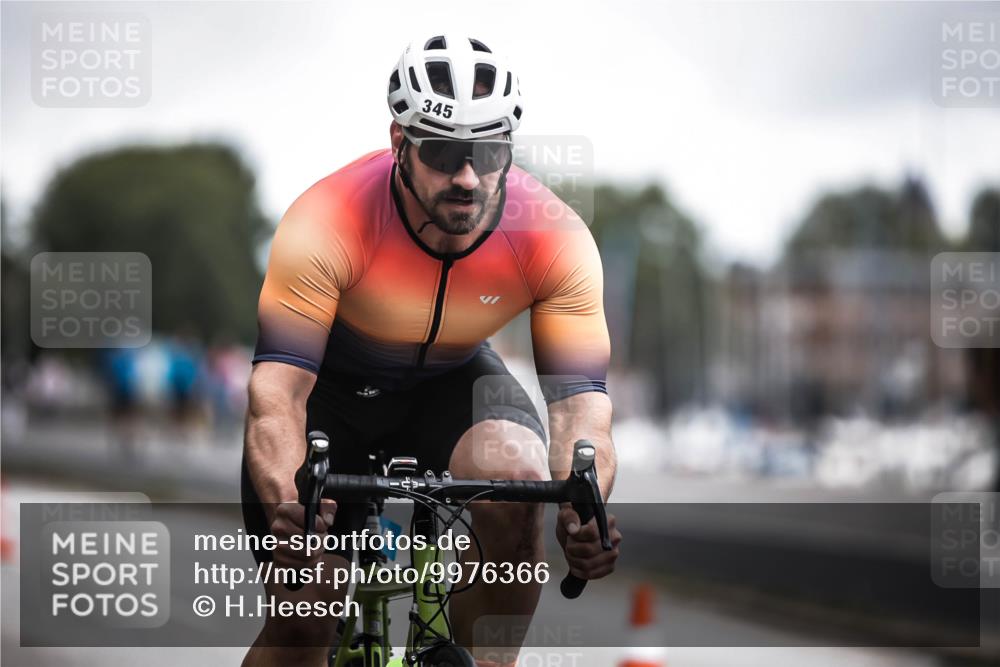 16.08.2026 - KN Förde Triathlon 2026 H.Heesch http://msf.ph/oto/9976366 16.08.2026 11:17:26 Radfahren 322, 345, 349, 371, 432, 804 meine-sportfotos.de