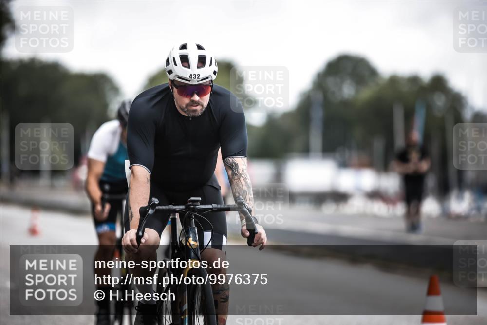 16.08.2026 - KN Förde Triathlon 2026 H.Heesch http://msf.ph/oto/9976375 16.08.2026 11:17:30 Radfahren 322, 349, 358, 382, 432, 435, 804 meine-sportfotos.de