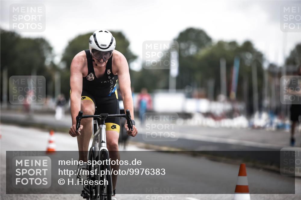 16.08.2026 - KN Förde Triathlon 2026 H.Heesch http://msf.ph/oto/9976383 16.08.2026 11:17:33 Radfahren 322, 358, 359, 382, 417, 432, 435, 804 meine-sportfotos.de