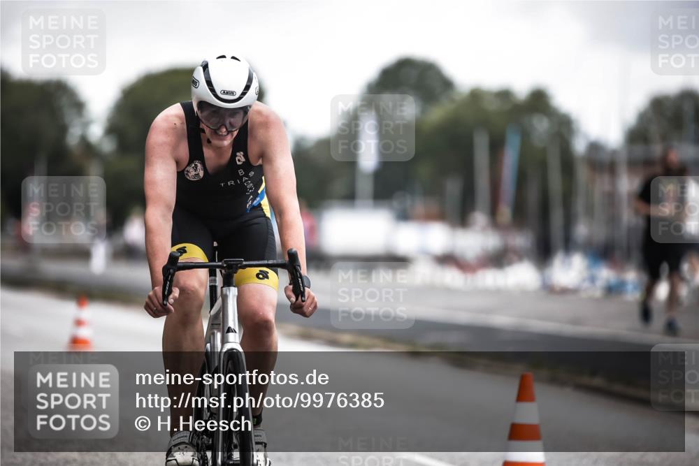 16.08.2026 - KN Förde Triathlon 2026 H.Heesch http://msf.ph/oto/9976385 16.08.2026 11:17:33 Radfahren 322, 358, 359, 382, 417, 432, 435, 804 meine-sportfotos.de