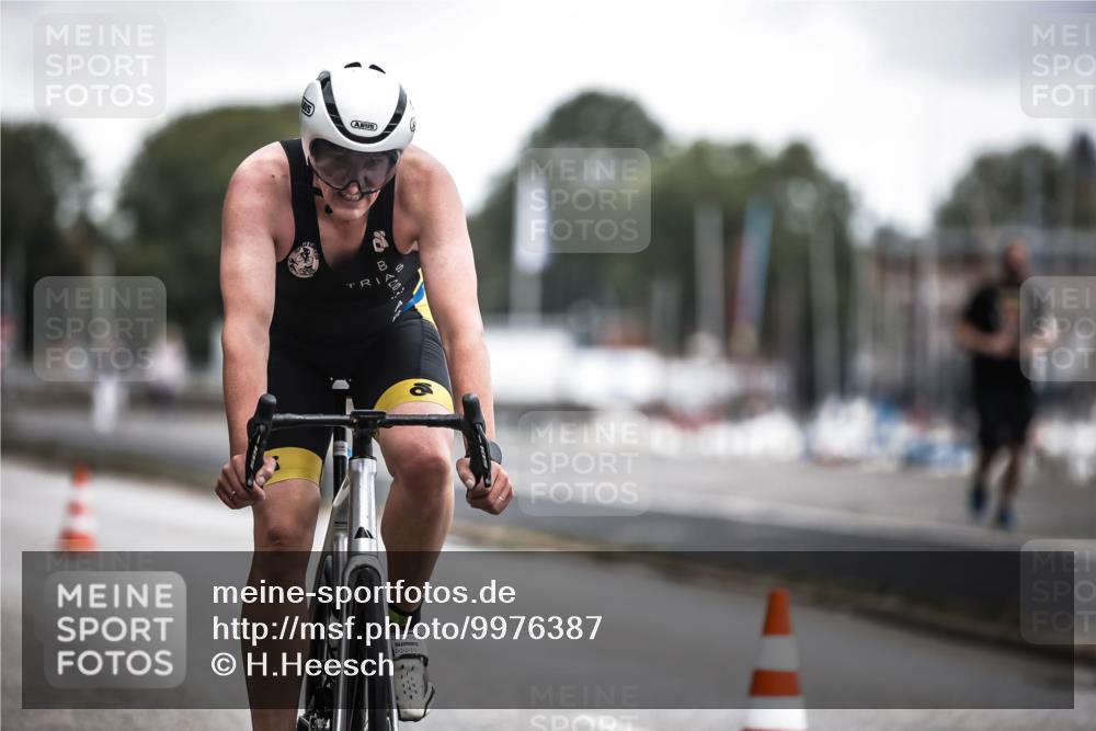 16.08.2026 - KN Förde Triathlon 2026 H.Heesch http://msf.ph/oto/9976387 16.08.2026 11:17:33 Radfahren 322, 358, 359, 382, 417, 432, 435, 804 meine-sportfotos.de