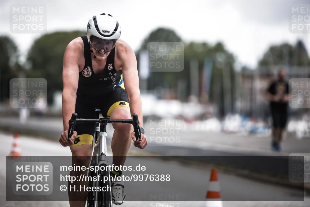 16.08.2026 - KN Förde Triathlon 2026 H.Heesch http://msf.ph/oto/9976388 16.08.2026 11:17:33 Radfahren 322, 358, 359, 382, 417, 432, 435, 804 meine-sportfotos.de