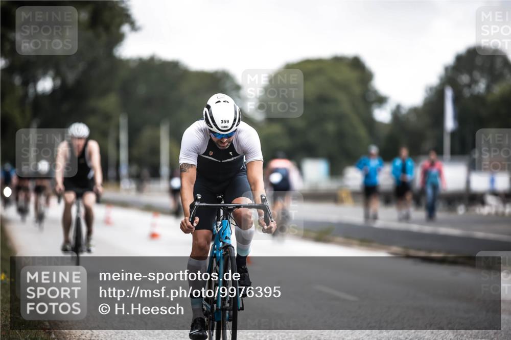 16.08.2026 - KN Förde Triathlon 2026 H.Heesch http://msf.ph/oto/9976395 16.08.2026 11:17:37 Radfahren 304, 308, 355, 359, 383, 390, 417 meine-sportfotos.de