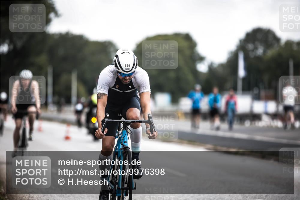 16.08.2026 - KN Förde Triathlon 2026 H.Heesch http://msf.ph/oto/9976398 16.08.2026 11:17:37 Radfahren 304, 308, 355, 359, 383, 390, 417 meine-sportfotos.de