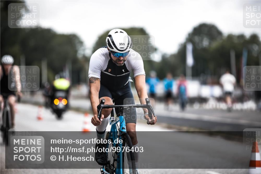 16.08.2026 - KN Förde Triathlon 2026 H.Heesch http://msf.ph/oto/9976403 16.08.2026 11:17:37 Radfahren 304, 308, 355, 359, 383, 390, 417 meine-sportfotos.de
