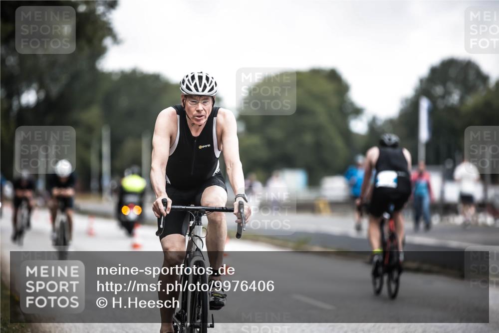 16.08.2026 - KN Förde Triathlon 2026 H.Heesch http://msf.ph/oto/9976406 16.08.2026 11:17:39 Radfahren 304, 308, 355, 359, 383, 390, 417 meine-sportfotos.de