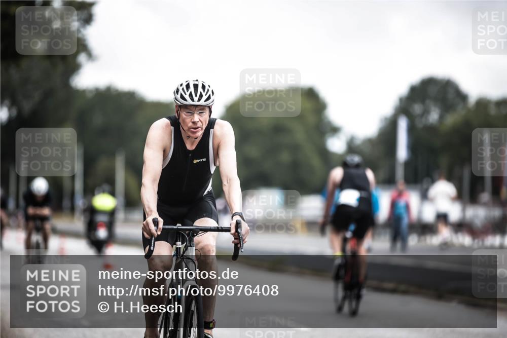 16.08.2026 - KN Förde Triathlon 2026 H.Heesch http://msf.ph/oto/9976408 16.08.2026 11:17:39 Radfahren 304, 308, 355, 359, 383, 390, 417 meine-sportfotos.de