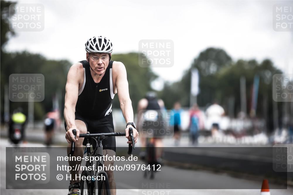 16.08.2026 - KN Förde Triathlon 2026 H.Heesch http://msf.ph/oto/9976412 16.08.2026 11:17:39 Radfahren 304, 308, 355, 359, 383, 390, 417 meine-sportfotos.de