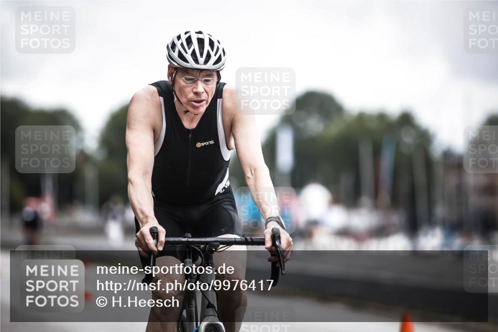 16.08.2026 - KN Förde Triathlon 2026 H.Heesch http://msf.ph/oto/9976417 16.08.2026 11:17:39 Radfahren 304, 308, 355, 359, 383, 390, 417 meine-sportfotos.de