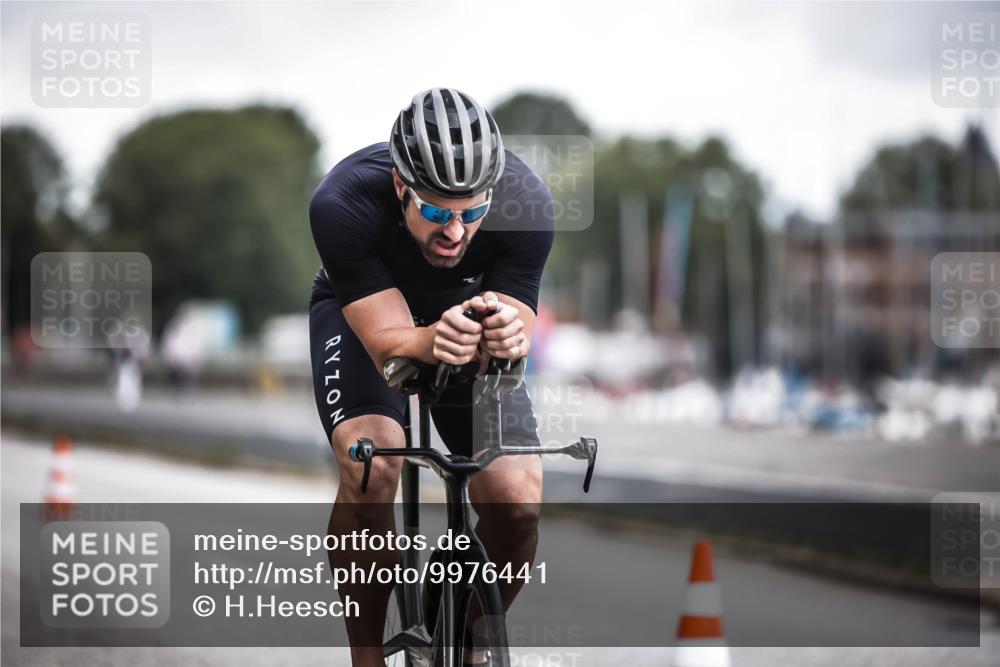 16.08.2026 - KN Förde Triathlon 2026 H.Heesch http://msf.ph/oto/9976441 16.08.2026 11:17:43 Radfahren 304, 308, 317, 318, 383, 390 meine-sportfotos.de