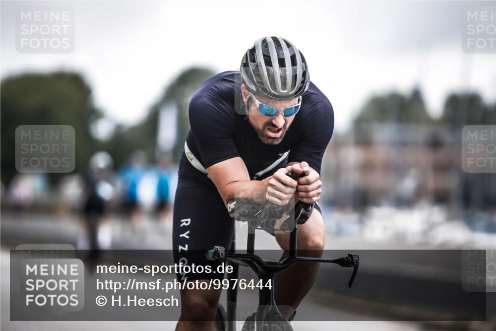16.08.2026 - KN Förde Triathlon 2026 H.Heesch http://msf.ph/oto/9976444 16.08.2026 11:17:43 Radfahren 304, 308, 317, 318, 383, 390 meine-sportfotos.de