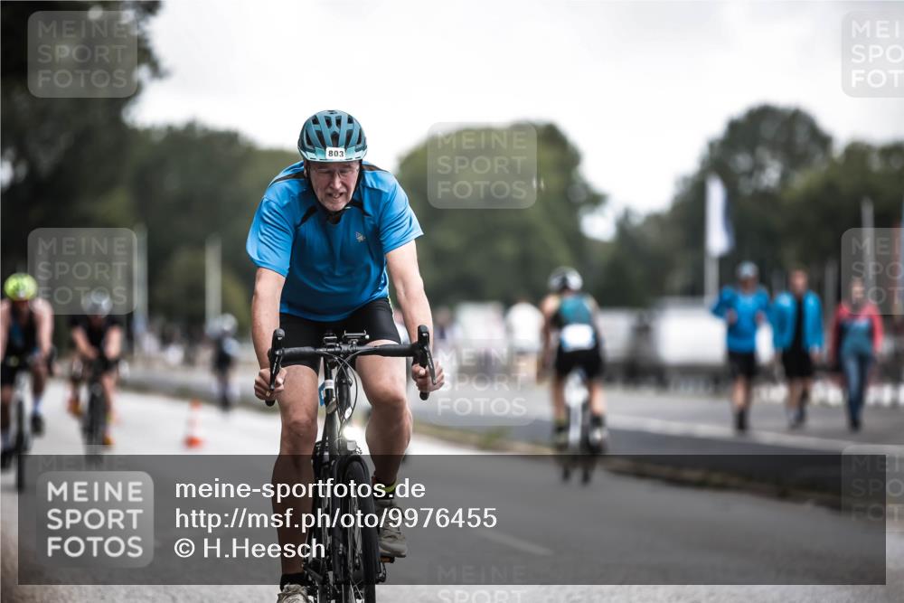 16.08.2026 - KN Förde Triathlon 2026 H.Heesch http://msf.ph/oto/9976455 16.08.2026 11:17:48 Radfahren 306, 317, 318, 330, 367, 396, 803 meine-sportfotos.de