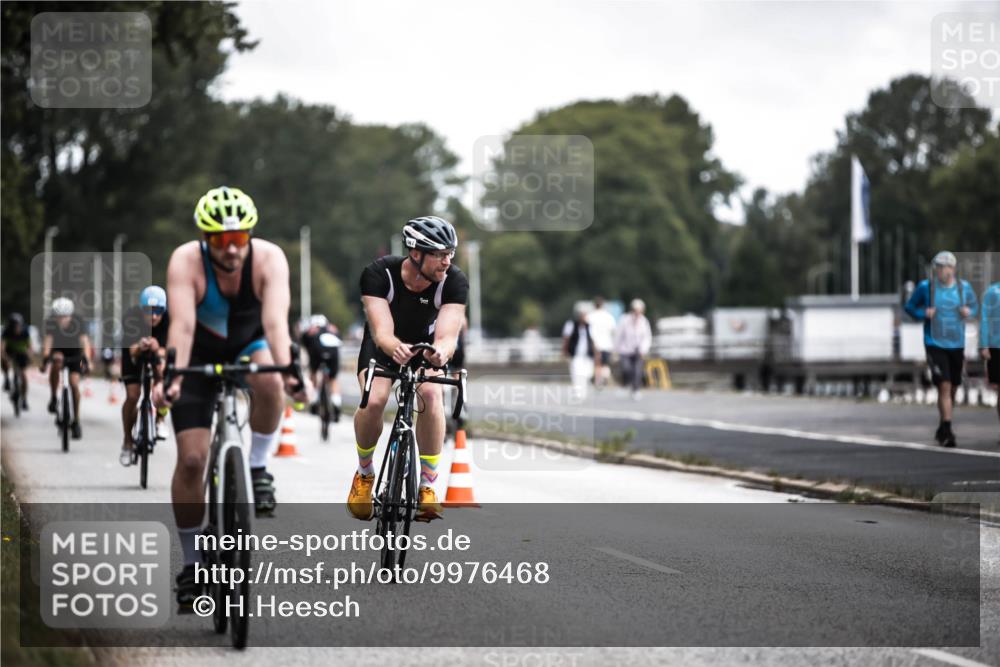16.08.2026 - KN Förde Triathlon 2026 H.Heesch http://msf.ph/oto/9976468 16.08.2026 11:17:50 Radfahren 306, 314, 317, 330, 367, 396, 802, 803 meine-sportfotos.de