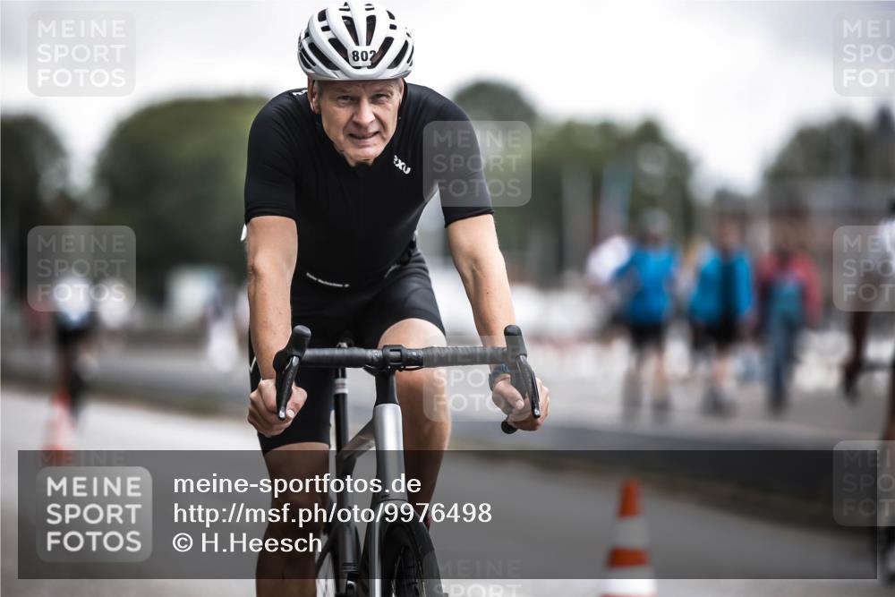 16.08.2026 - KN Förde Triathlon 2026 H.Heesch http://msf.ph/oto/9976498 16.08.2026 11:17:55 Radfahren 301, 311, 314, 330, 367, 378, 396, 802 meine-sportfotos.de