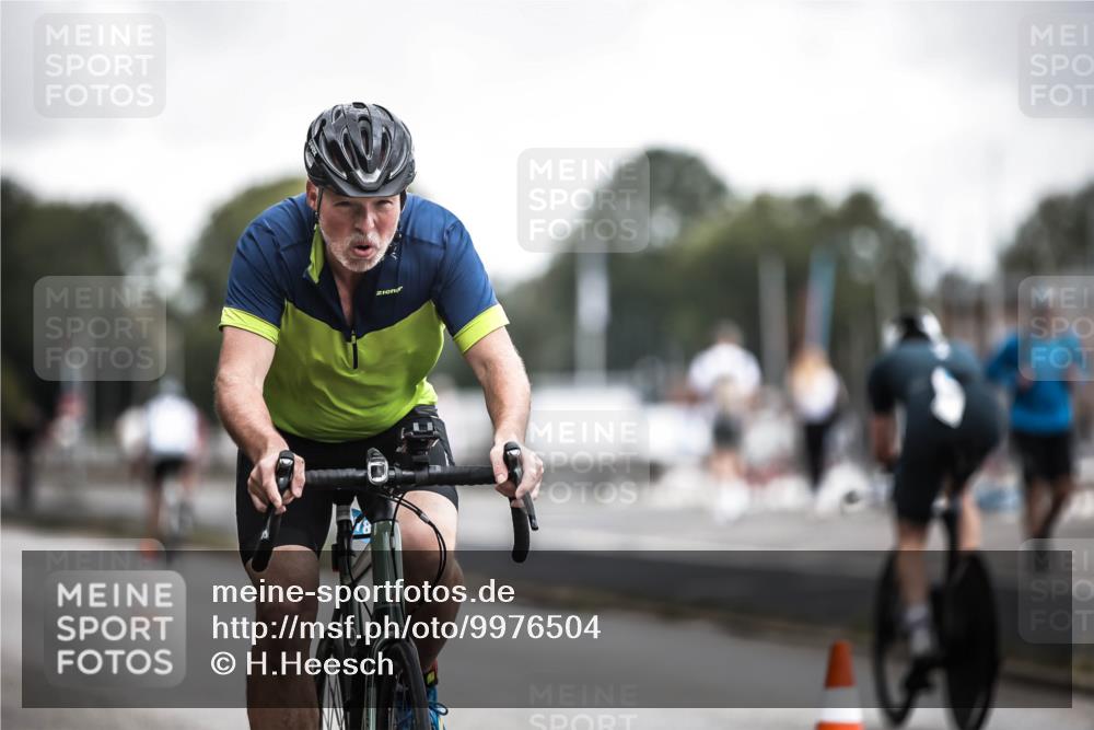 16.08.2026 - KN Förde Triathlon 2026 H.Heesch http://msf.ph/oto/9976504 16.08.2026 11:18:00 Radfahren 301, 311, 378 meine-sportfotos.de