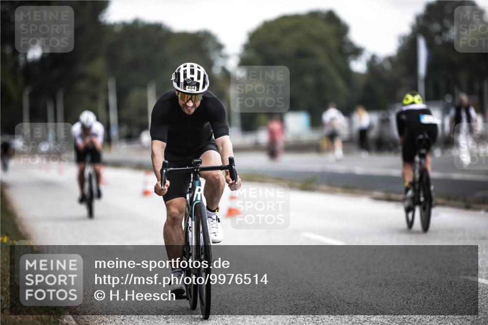 16.08.2026 - KN Förde Triathlon 2026 H.Heesch http://msf.ph/oto/9976514 16.08.2026 11:18:20 Radfahren 302, 404 meine-sportfotos.de