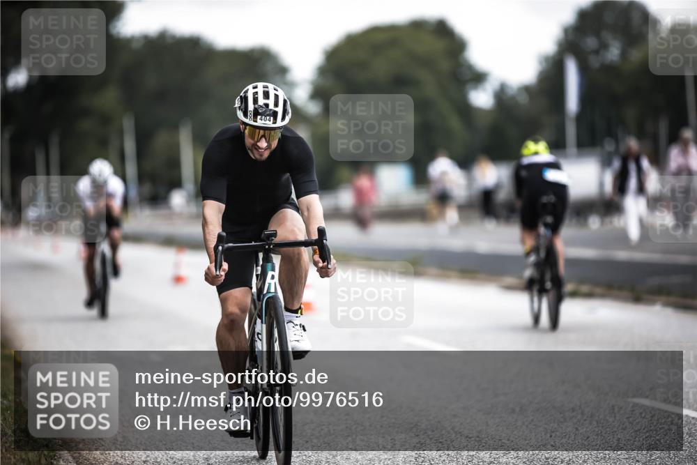 16.08.2026 - KN Förde Triathlon 2026 H.Heesch http://msf.ph/oto/9976516 16.08.2026 11:18:20 Radfahren 302, 404 meine-sportfotos.de