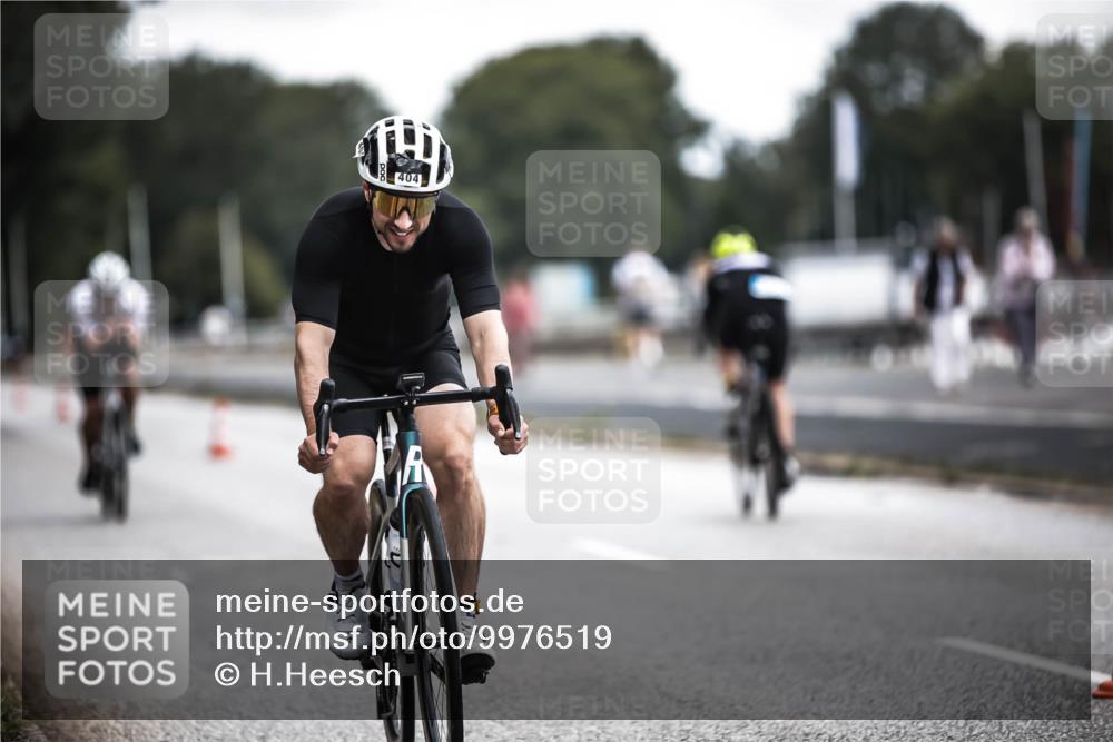 16.08.2026 - KN Förde Triathlon 2026 H.Heesch http://msf.ph/oto/9976519 16.08.2026 11:18:20 Radfahren 302, 404 meine-sportfotos.de