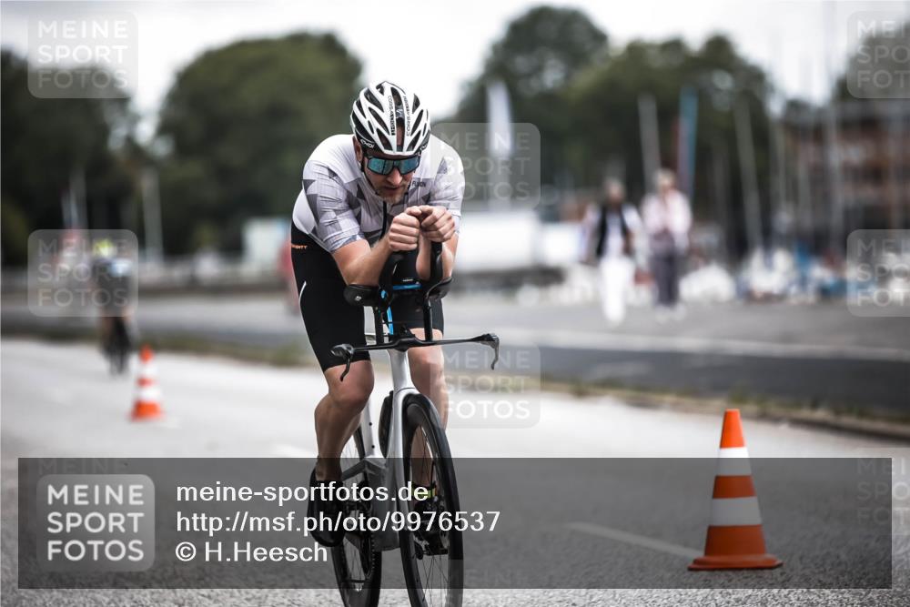 16.08.2026 - KN Förde Triathlon 2026 H.Heesch http://msf.ph/oto/9976537 16.08.2026 11:18:23 Radfahren 302, 404 meine-sportfotos.de