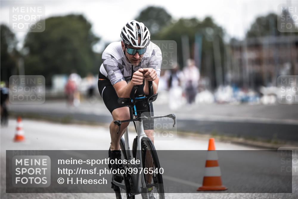 16.08.2026 - KN Förde Triathlon 2026 H.Heesch http://msf.ph/oto/9976540 16.08.2026 11:18:23 Radfahren 302, 404 meine-sportfotos.de
