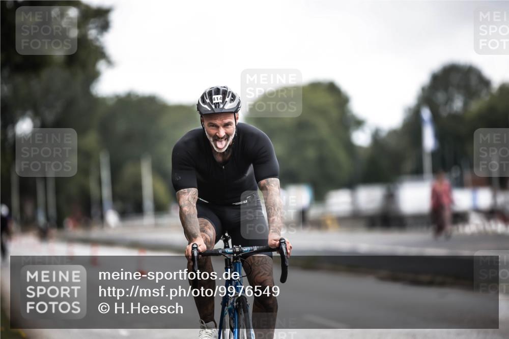 16.08.2026 - KN Förde Triathlon 2026 H.Heesch http://msf.ph/oto/9976549 16.08.2026 11:18:34 Radfahren 348, 414, 441 meine-sportfotos.de