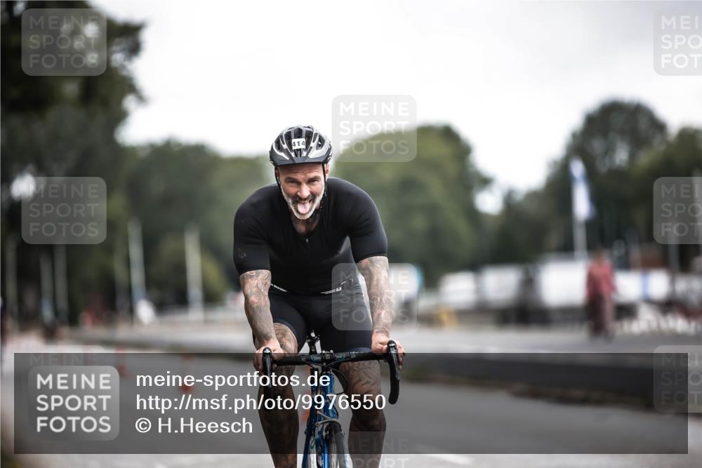 16.08.2026 - KN Förde Triathlon 2026 H.Heesch http://msf.ph/oto/9976550 16.08.2026 11:18:34 Radfahren 348, 414, 441 meine-sportfotos.de