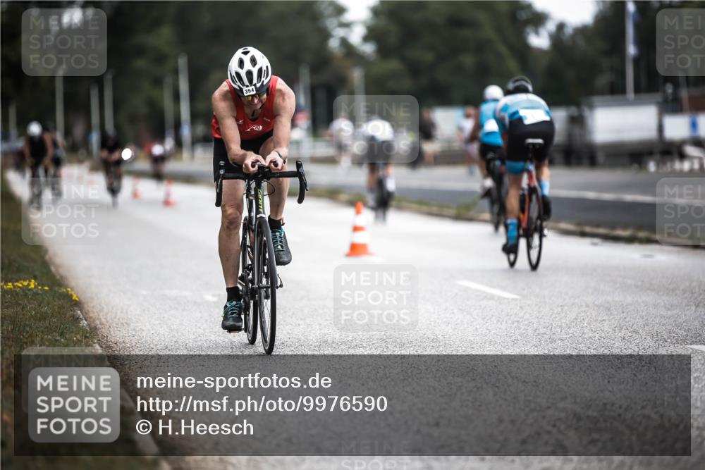 16.08.2026 - KN Förde Triathlon 2026 H.Heesch http://msf.ph/oto/9976590 16.08.2026 11:18:48 Radfahren 354, 429 meine-sportfotos.de