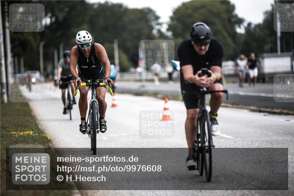 16.08.2026 - KN Förde Triathlon 2026 H.Heesch http://msf.ph/oto/9976608 16.08.2026 11:18:54 Radfahren 310, 356, 384, 425 meine-sportfotos.de