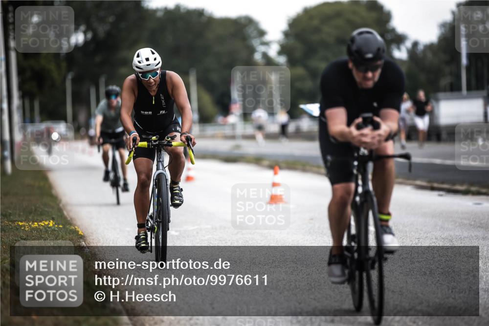 16.08.2026 - KN Förde Triathlon 2026 H.Heesch http://msf.ph/oto/9976611 16.08.2026 11:18:54 Radfahren 310, 356, 384, 425 meine-sportfotos.de