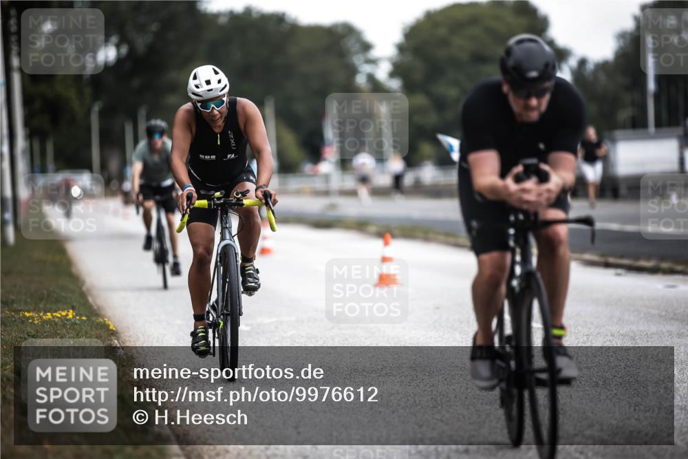 16.08.2026 - KN Förde Triathlon 2026 H.Heesch http://msf.ph/oto/9976612 16.08.2026 11:18:54 Radfahren 310, 356, 384, 425 meine-sportfotos.de