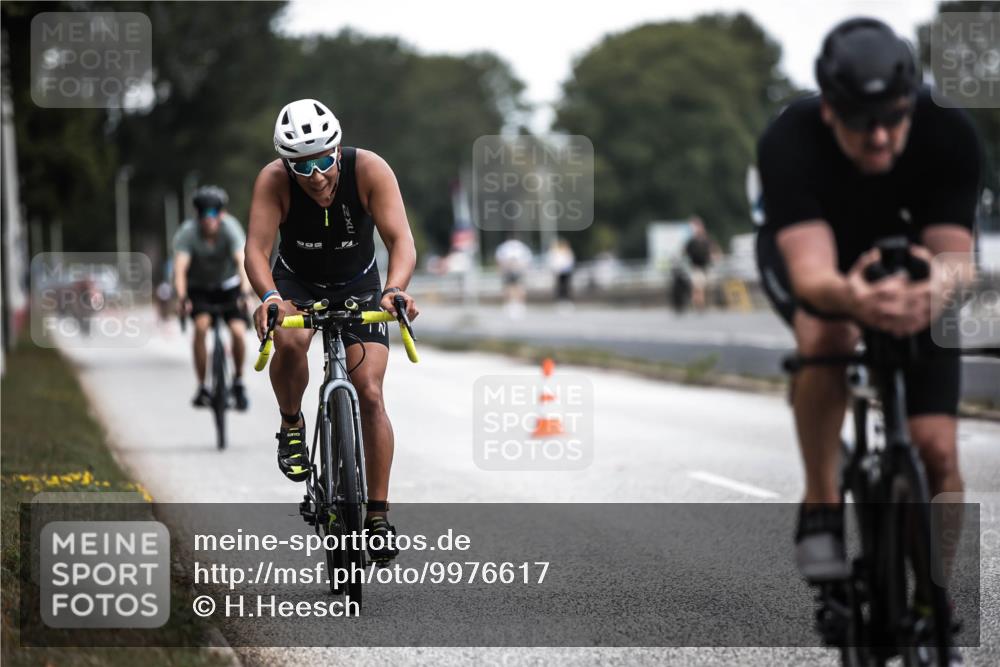 16.08.2026 - KN Förde Triathlon 2026 H.Heesch http://msf.ph/oto/9976617 16.08.2026 11:18:54 Radfahren 310, 356, 384, 425 meine-sportfotos.de