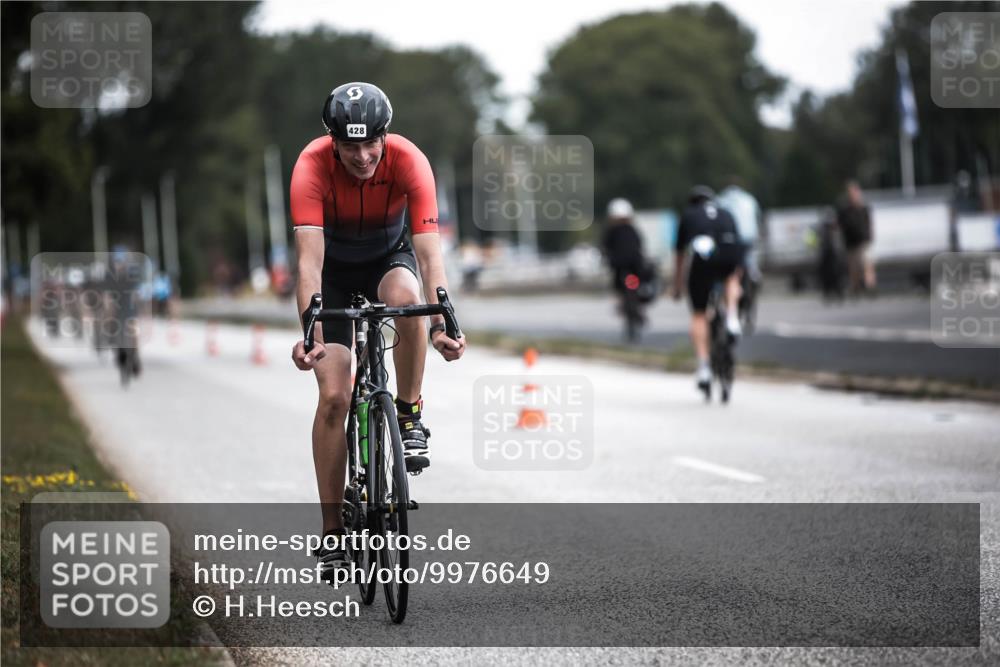 16.08.2026 - KN Förde Triathlon 2026 H.Heesch http://msf.ph/oto/9976649 16.08.2026 11:19:08 Radfahren 391, 428, 438 meine-sportfotos.de