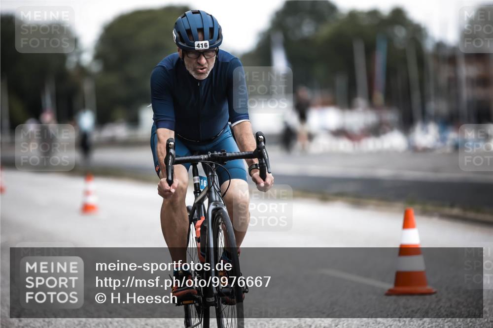 16.08.2026 - KN Förde Triathlon 2026 H.Heesch http://msf.ph/oto/9976667 16.08.2026 11:19:14 Radfahren 313, 319, 342, 347, 365, 372, 391, 416 meine-sportfotos.de