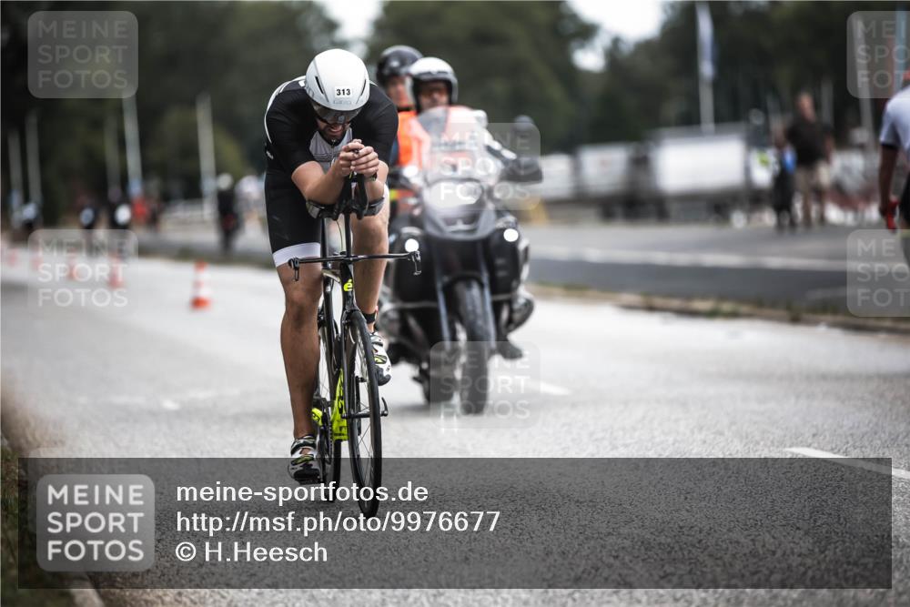 16.08.2026 - KN Förde Triathlon 2026 H.Heesch http://msf.ph/oto/9976677 16.08.2026 11:19:17 Radfahren 313, 319, 342, 347, 365, 372, 416 meine-sportfotos.de
