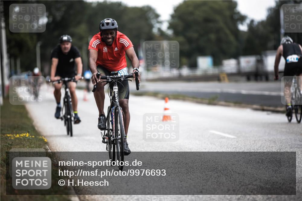 16.08.2026 - KN Förde Triathlon 2026 H.Heesch http://msf.ph/oto/9976693 16.08.2026 11:19:24 Radfahren 305, 305, 351, 377, 801 meine-sportfotos.de