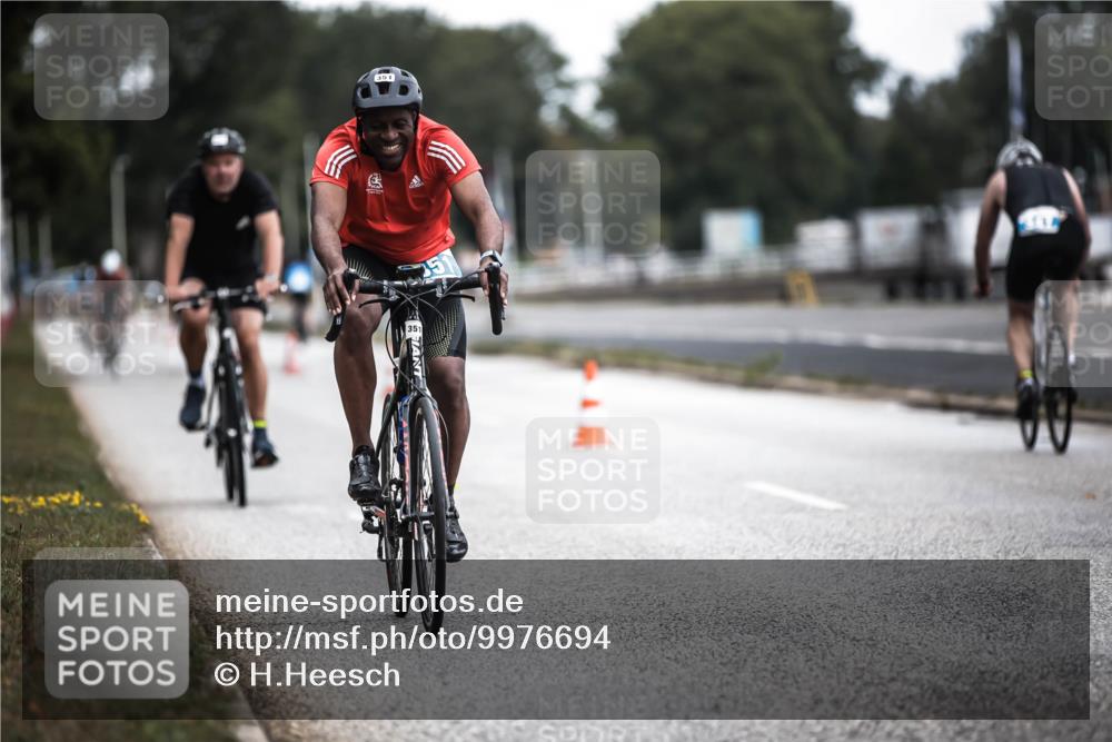 16.08.2026 - KN Förde Triathlon 2026 H.Heesch http://msf.ph/oto/9976694 16.08.2026 11:19:24 Radfahren 305, 305, 351, 377, 801 meine-sportfotos.de