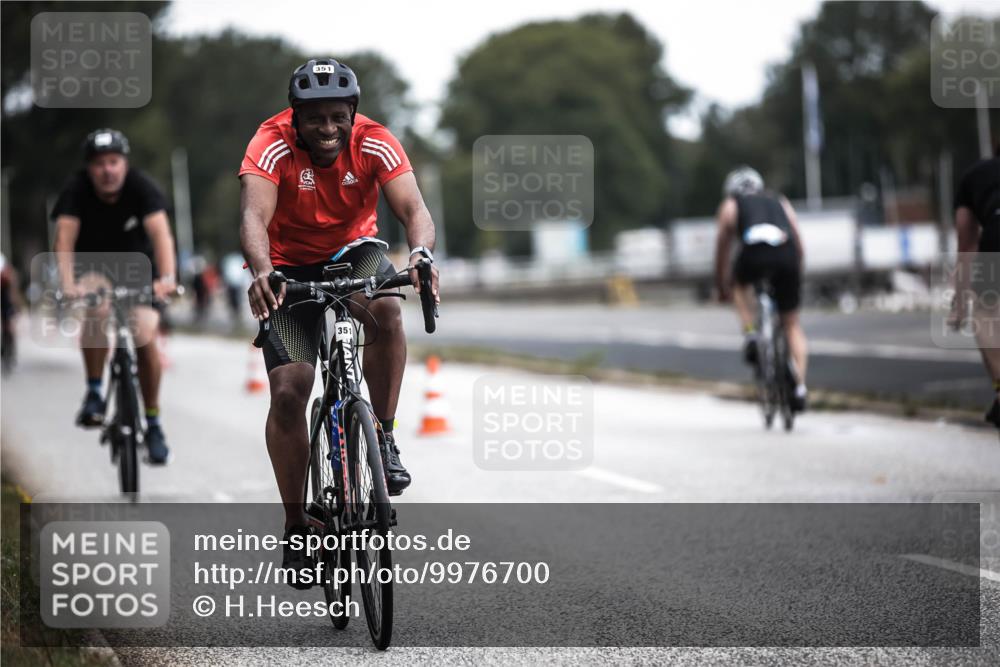 16.08.2026 - KN Förde Triathlon 2026 H.Heesch http://msf.ph/oto/9976700 16.08.2026 11:19:24 Radfahren 305, 305, 351, 377, 801 meine-sportfotos.de