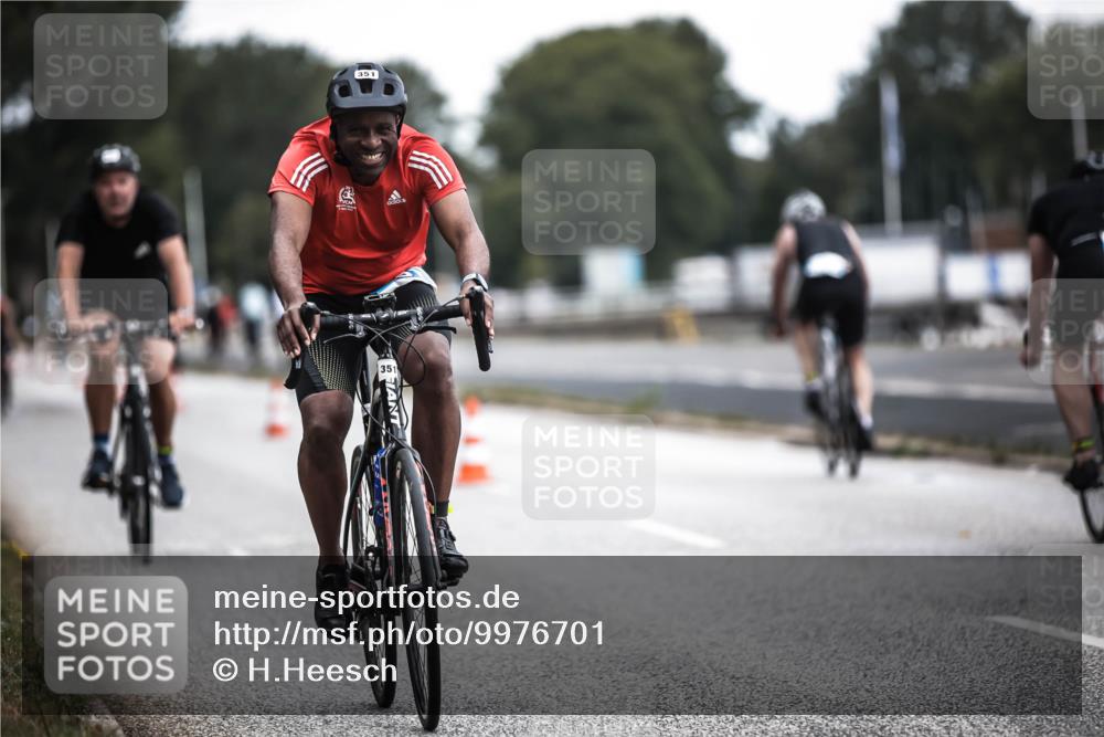 16.08.2026 - KN Förde Triathlon 2026 H.Heesch http://msf.ph/oto/9976701 16.08.2026 11:19:24 Radfahren 305, 305, 351, 377, 801 meine-sportfotos.de