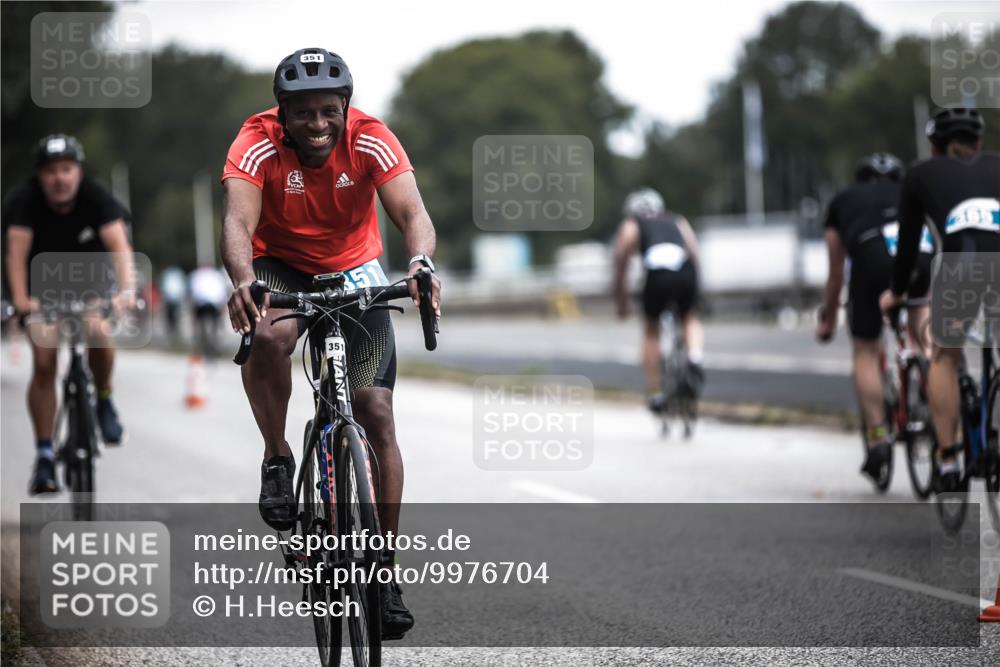 16.08.2026 - KN Förde Triathlon 2026 H.Heesch http://msf.ph/oto/9976704 16.08.2026 11:19:24 Radfahren 305, 305, 351, 377, 801 meine-sportfotos.de