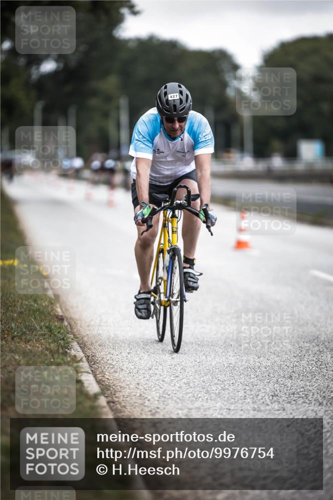 16.08.2026 - KN Förde Triathlon 2026 H.Heesch http://msf.ph/oto/9976754 16.08.2026 11:19:34 Radfahren 323, 346, 427 meine-sportfotos.de
