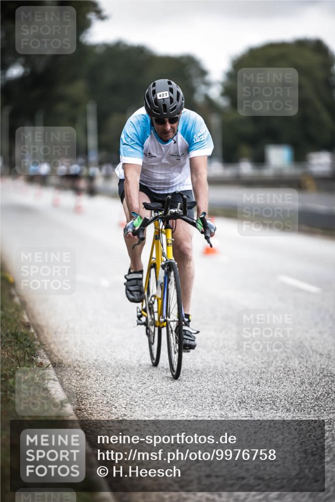16.08.2026 - KN Förde Triathlon 2026 H.Heesch http://msf.ph/oto/9976758 16.08.2026 11:19:35 Radfahren 323, 427 meine-sportfotos.de