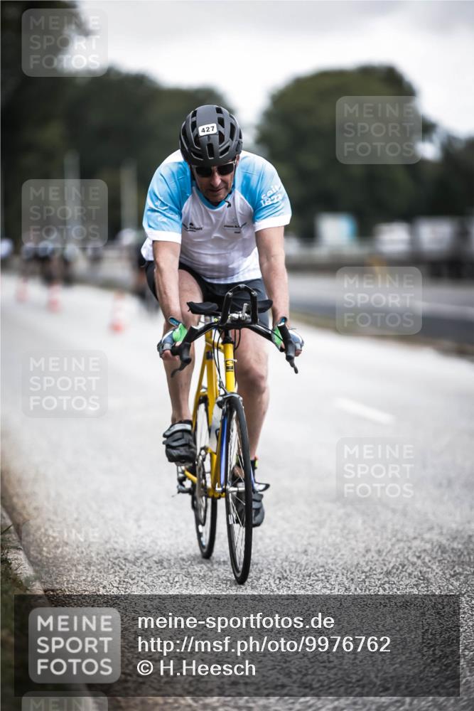 16.08.2026 - KN Förde Triathlon 2026 H.Heesch http://msf.ph/oto/9976762 16.08.2026 11:19:35 Radfahren 323, 427 meine-sportfotos.de