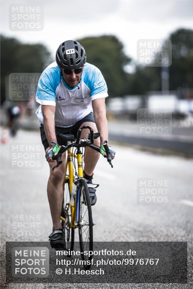 16.08.2026 - KN Förde Triathlon 2026 H.Heesch http://msf.ph/oto/9976767 16.08.2026 11:19:35 Radfahren 323, 427 meine-sportfotos.de