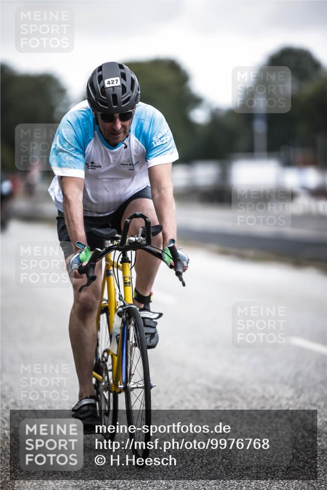 16.08.2026 - KN Förde Triathlon 2026 H.Heesch http://msf.ph/oto/9976768 16.08.2026 11:19:35 Radfahren 323, 427 meine-sportfotos.de