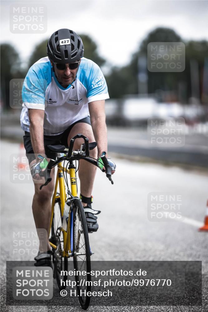 16.08.2026 - KN Förde Triathlon 2026 H.Heesch http://msf.ph/oto/9976770 16.08.2026 11:19:35 Radfahren 323, 427 meine-sportfotos.de