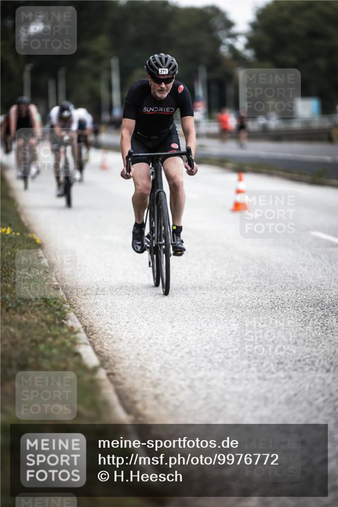 16.08.2026 - KN Förde Triathlon 2026 H.Heesch http://msf.ph/oto/9976772 16.08.2026 11:19:49 Radfahren 317, 318, 340, 371, 382, 397, 435 meine-sportfotos.de