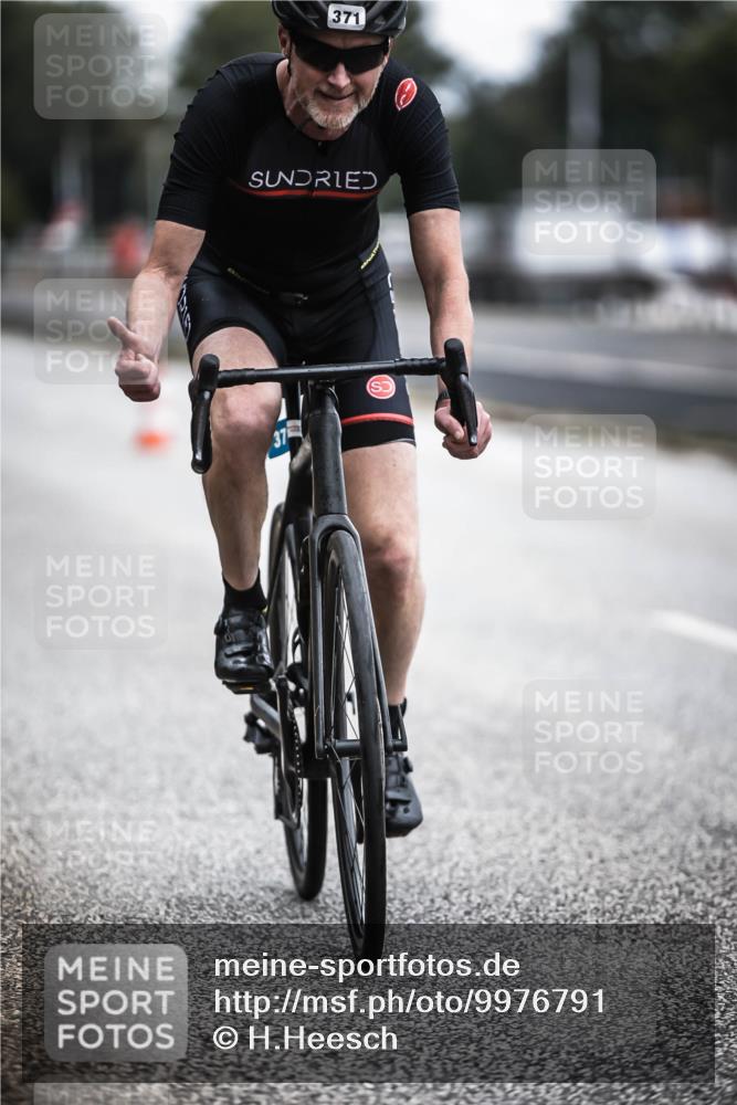 16.08.2026 - KN Förde Triathlon 2026 H.Heesch http://msf.ph/oto/9976791 16.08.2026 11:19:50 Radfahren 317, 318, 340, 371, 382, 383, 397, 435 meine-sportfotos.de