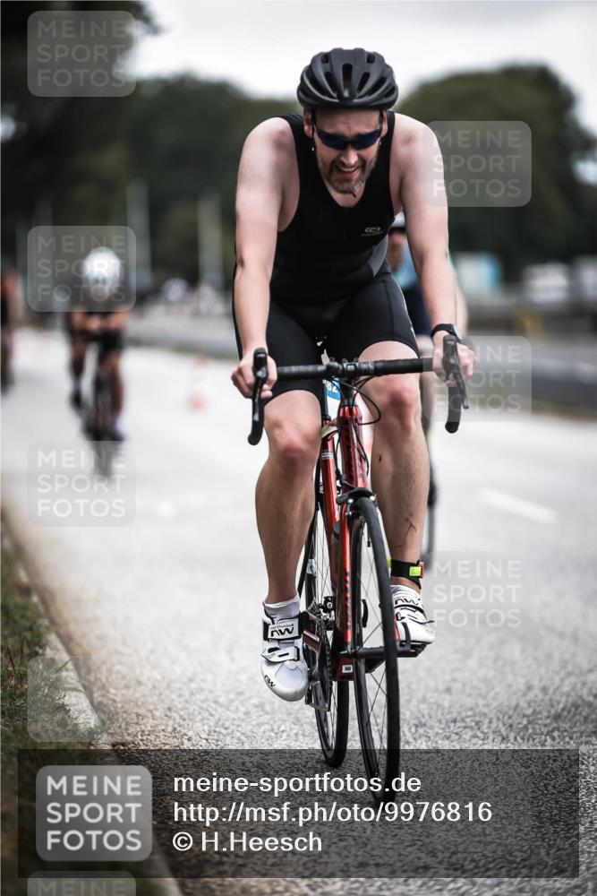 16.08.2026 - KN Förde Triathlon 2026 H.Heesch http://msf.ph/oto/9976816 16.08.2026 11:19:53 Radfahren 317, 318, 340, 349, 371, 382, 383, 435 meine-sportfotos.de