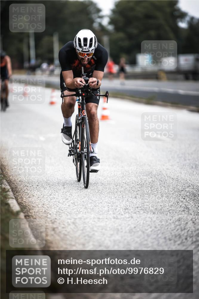 16.08.2026 - KN Förde Triathlon 2026 H.Heesch http://msf.ph/oto/9976829 16.08.2026 11:19:55 Radfahren 318, 349, 382, 383, 389, 435 meine-sportfotos.de
